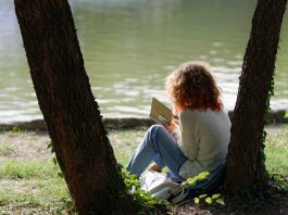 read a book resolution